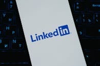 LinkedIn Sponsored Content vs Message Ads: Which Drives More B2B Leads? LinkedIn Sponsored Content vs Message Ads: Which Drives More B2B Leads?